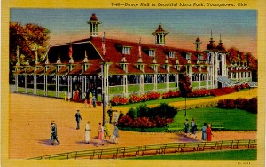 Idora Park Dance Hall, 1920. Source: Wikipedia.org